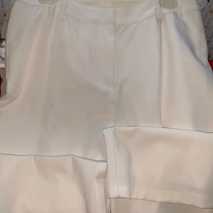 Cream dress pants size 8(new)...
